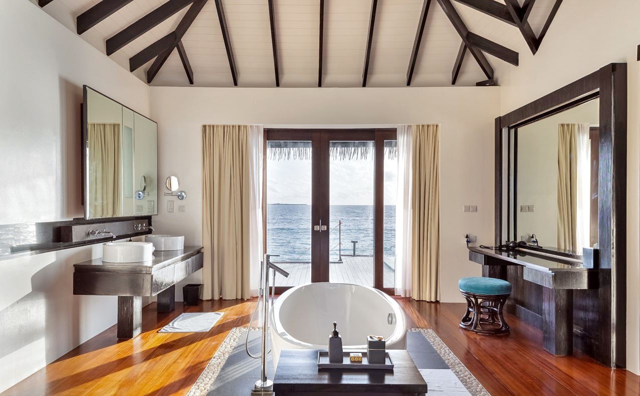 rooms-water-villa-with-pool