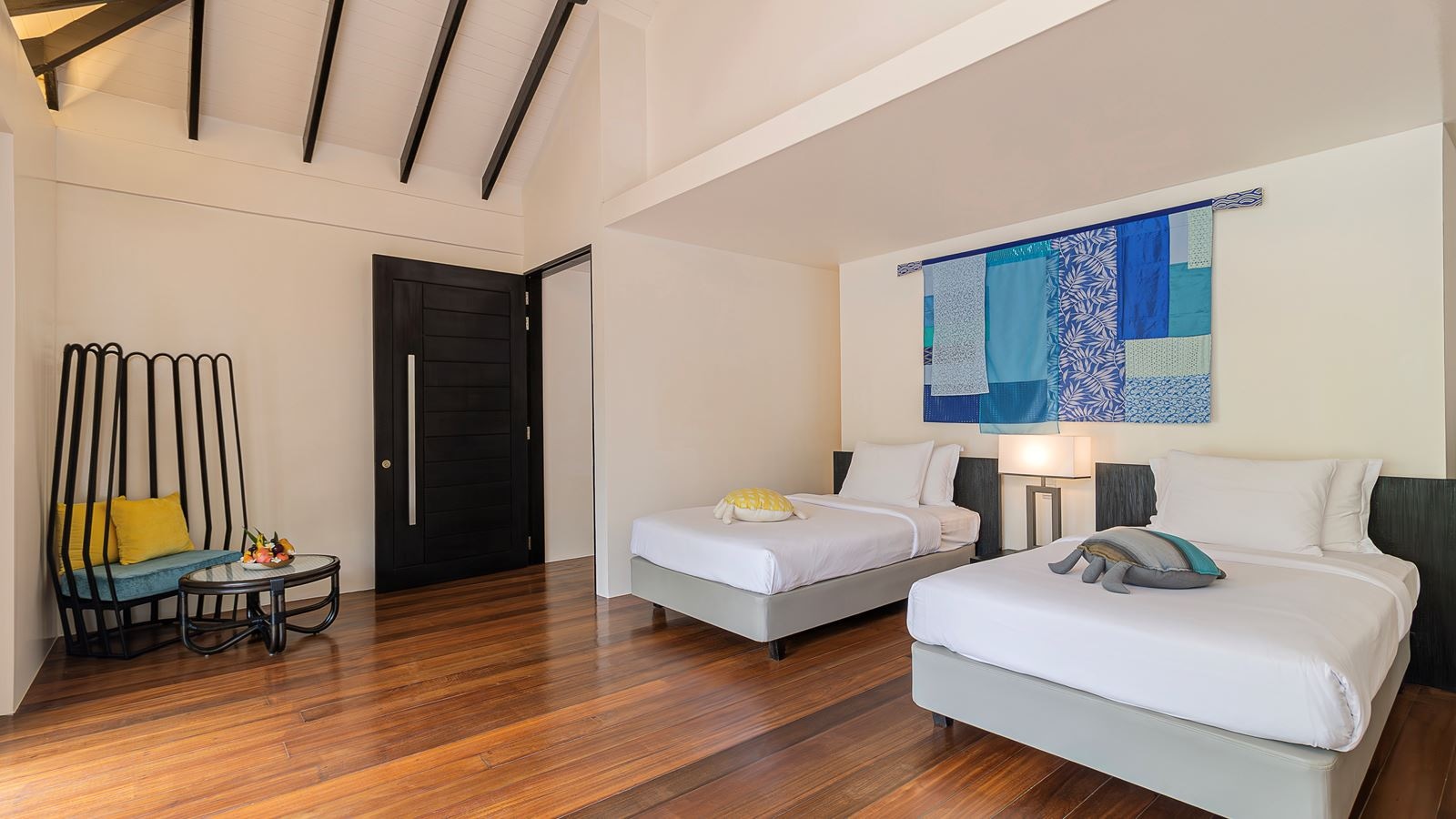 rooms-2-bedroom-villa-beachfront-with-private-pool