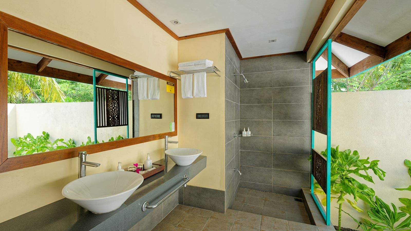 rooms-sunset-beach-villa