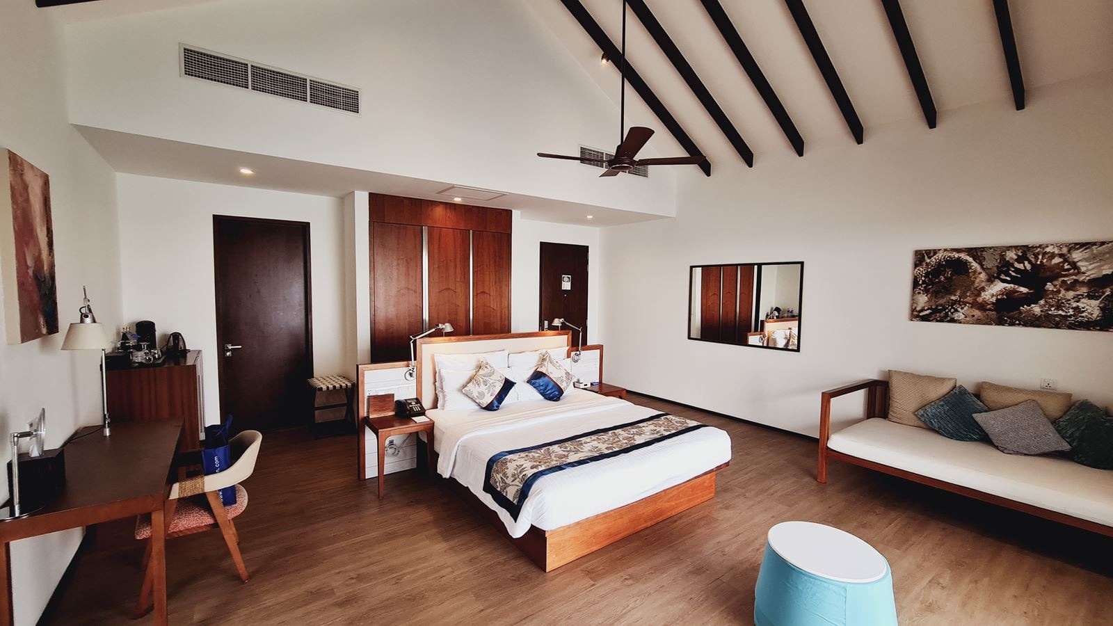 rooms-water-villa-vilw1