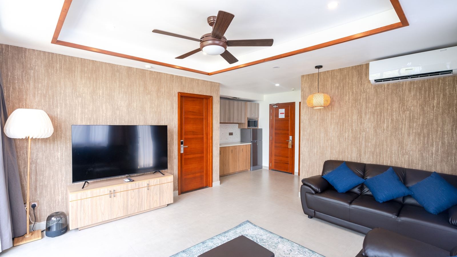 rooms-super-deluxe-two-bedroom-seaview-with-balcony