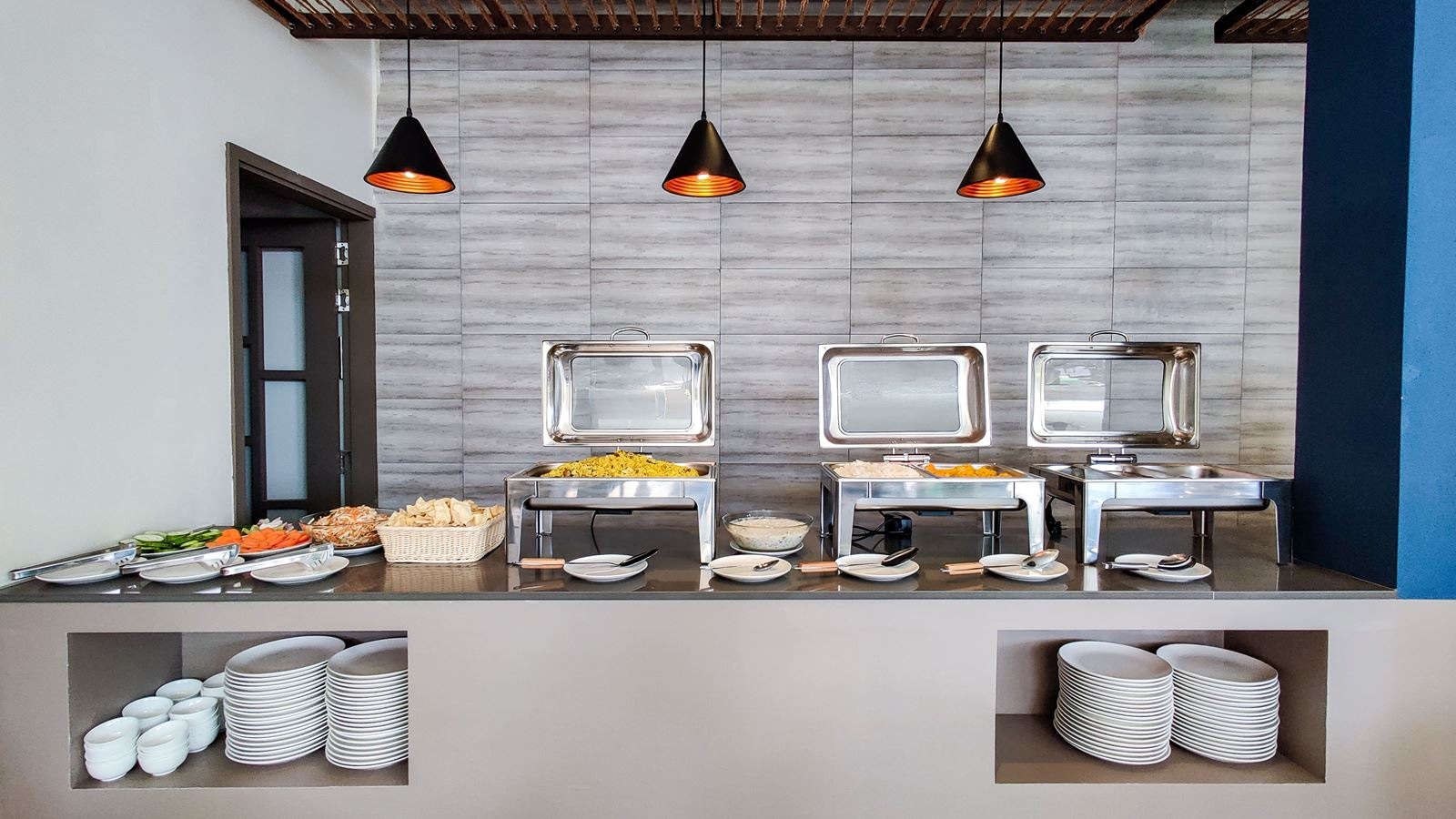 restaurants-sky-blue-restaurant