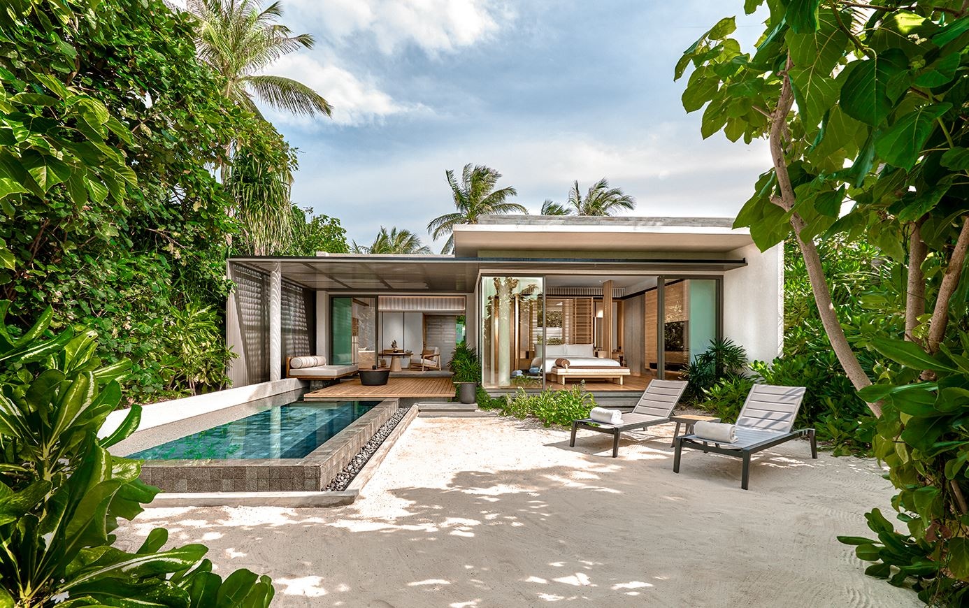 rooms-beach-pool-villa