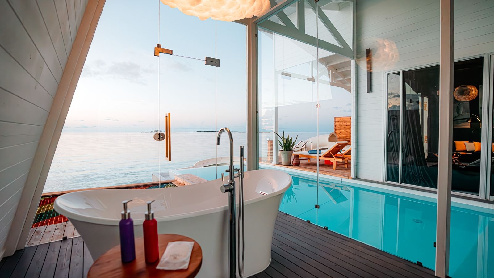 rooms-odi-water-villa-with-private-pool