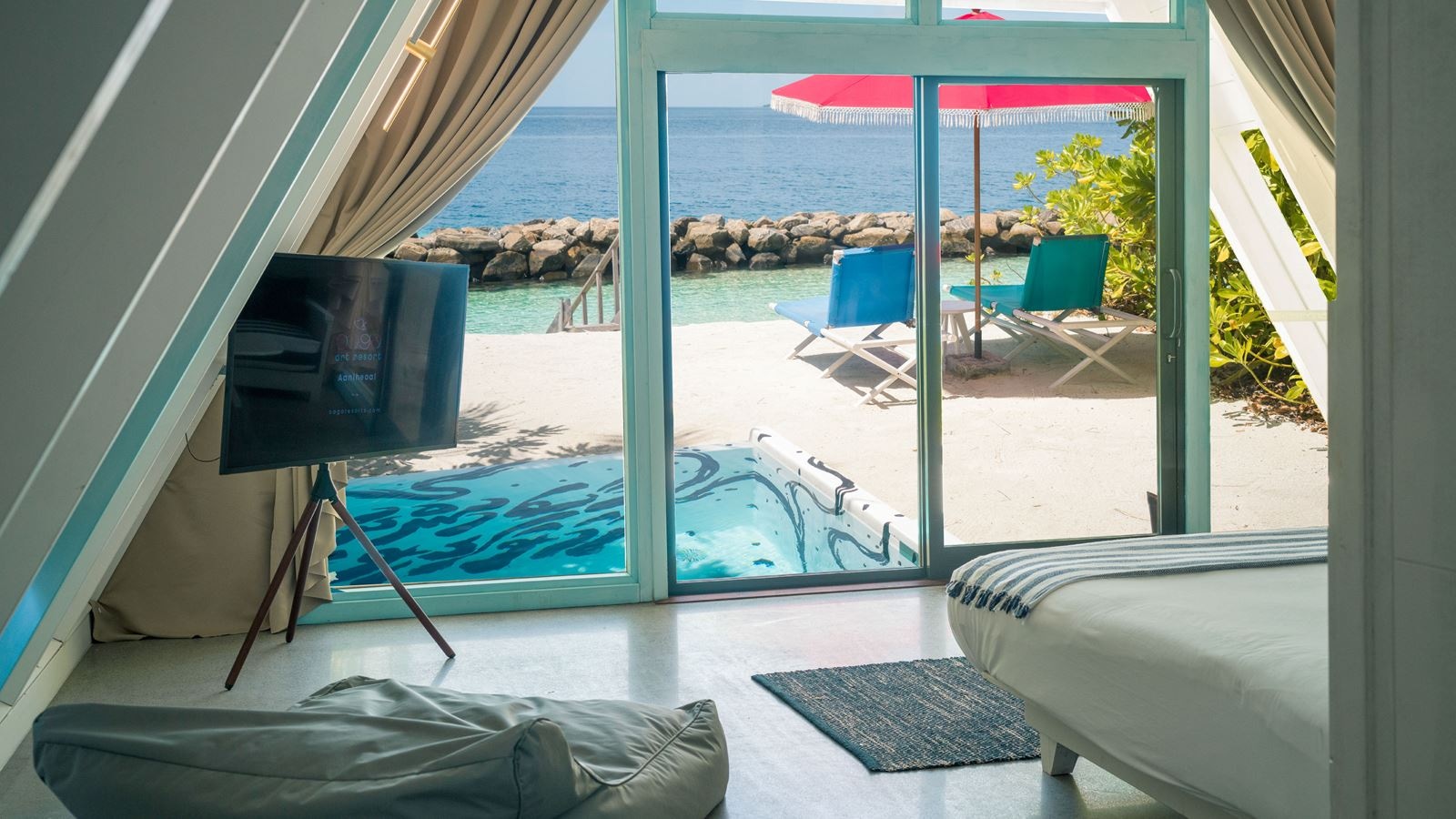 rooms-bodu-haruge-beach-villa-with-private-pool