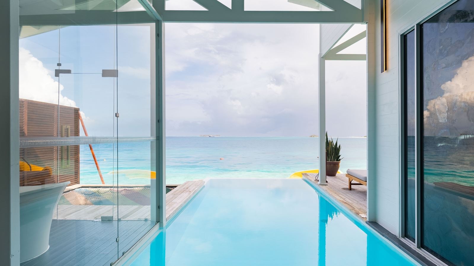 rooms-odi-water-villa-with-private-pool