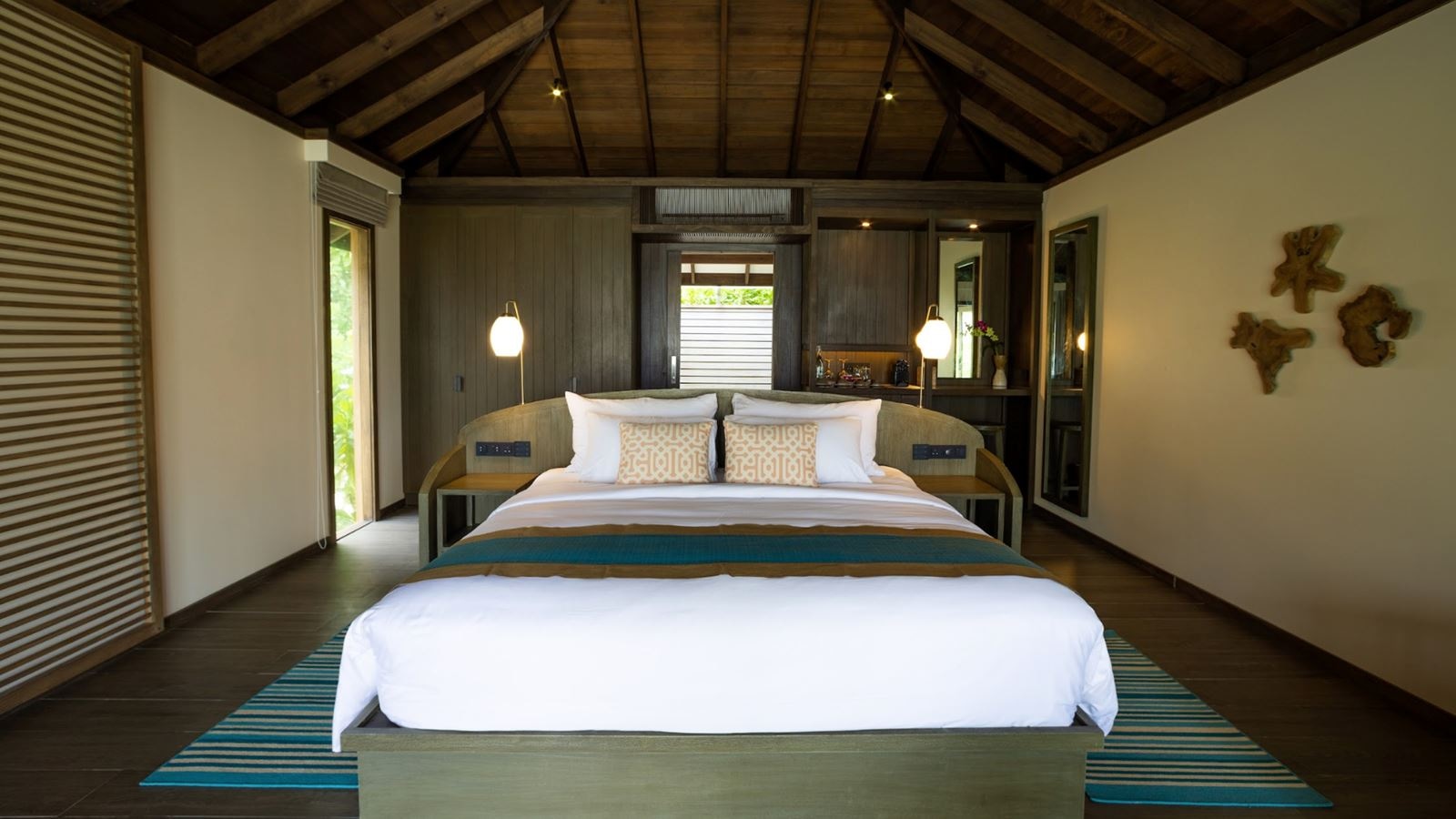 rooms-dheru-beach-villa