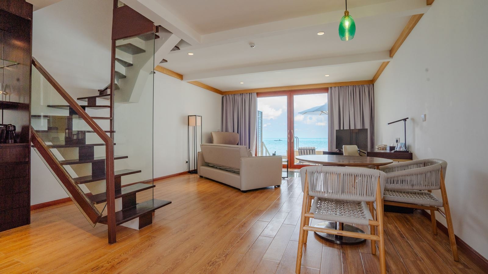 rooms-duplex-overwater-villa-with-private-pool