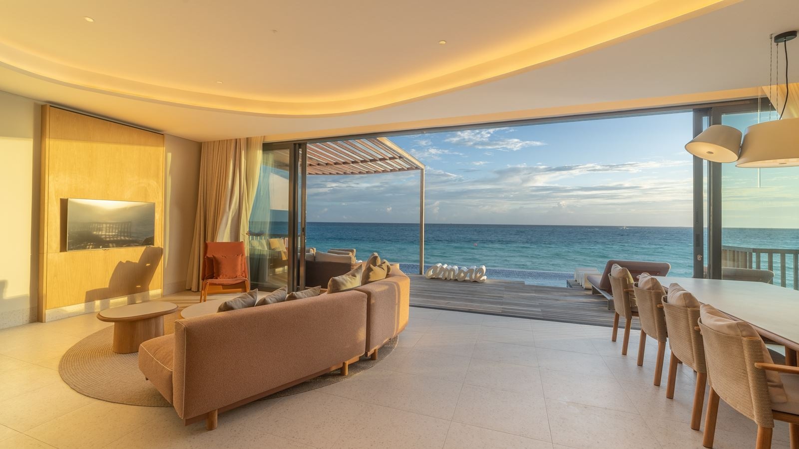 rooms-three-bedroom-ocean-water-pool-atelier