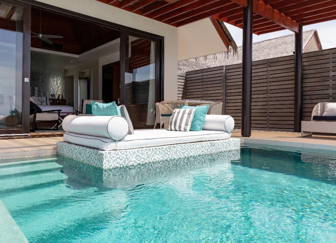 rooms-deluxe-over-water-pool-villa