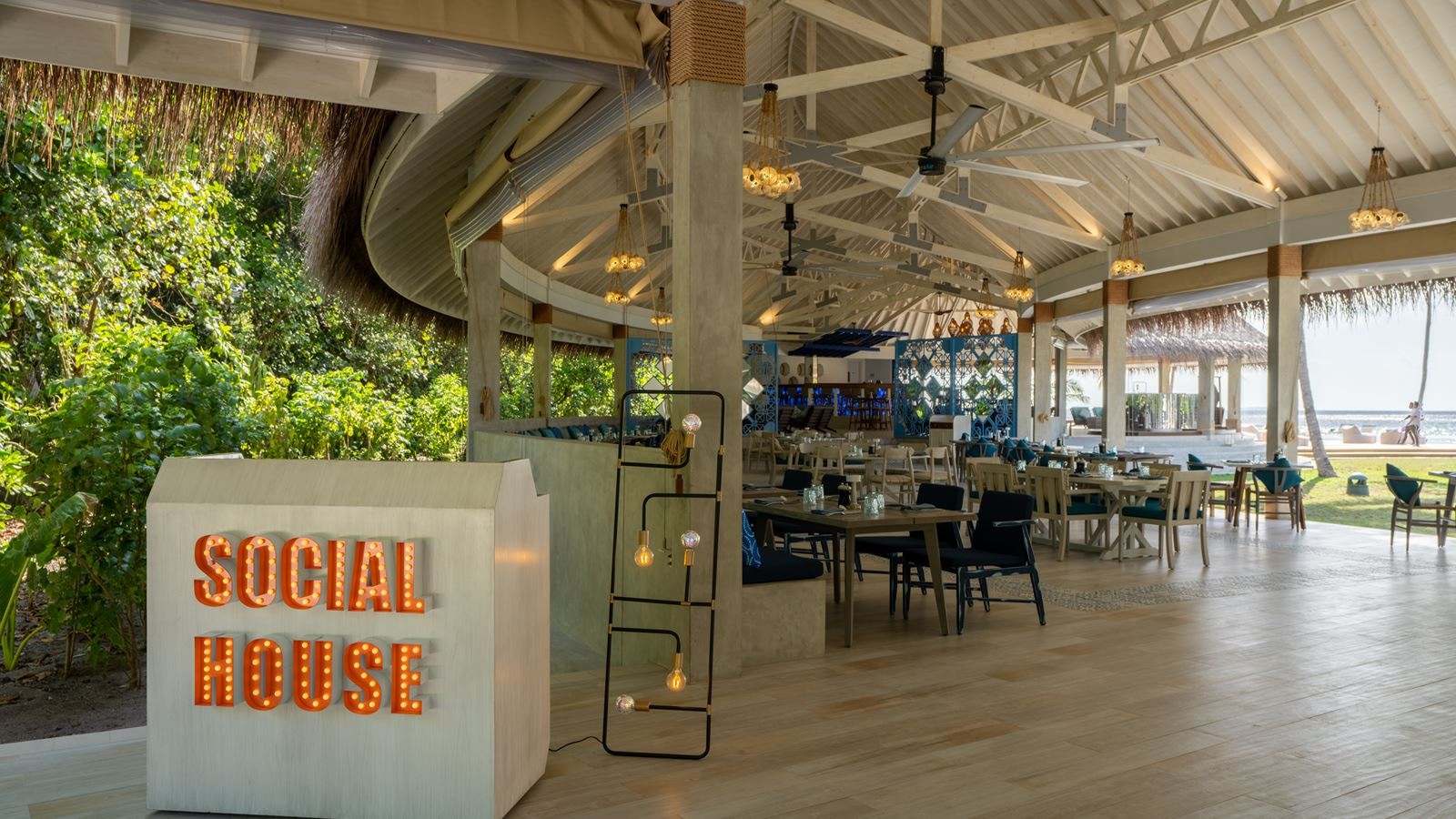 restaurants-the-social-house