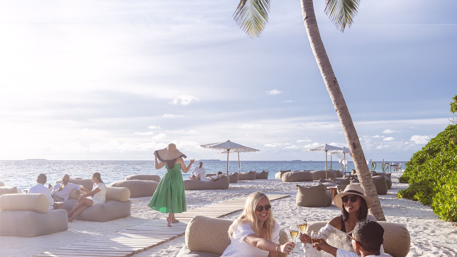 restaurants-the-beach-club