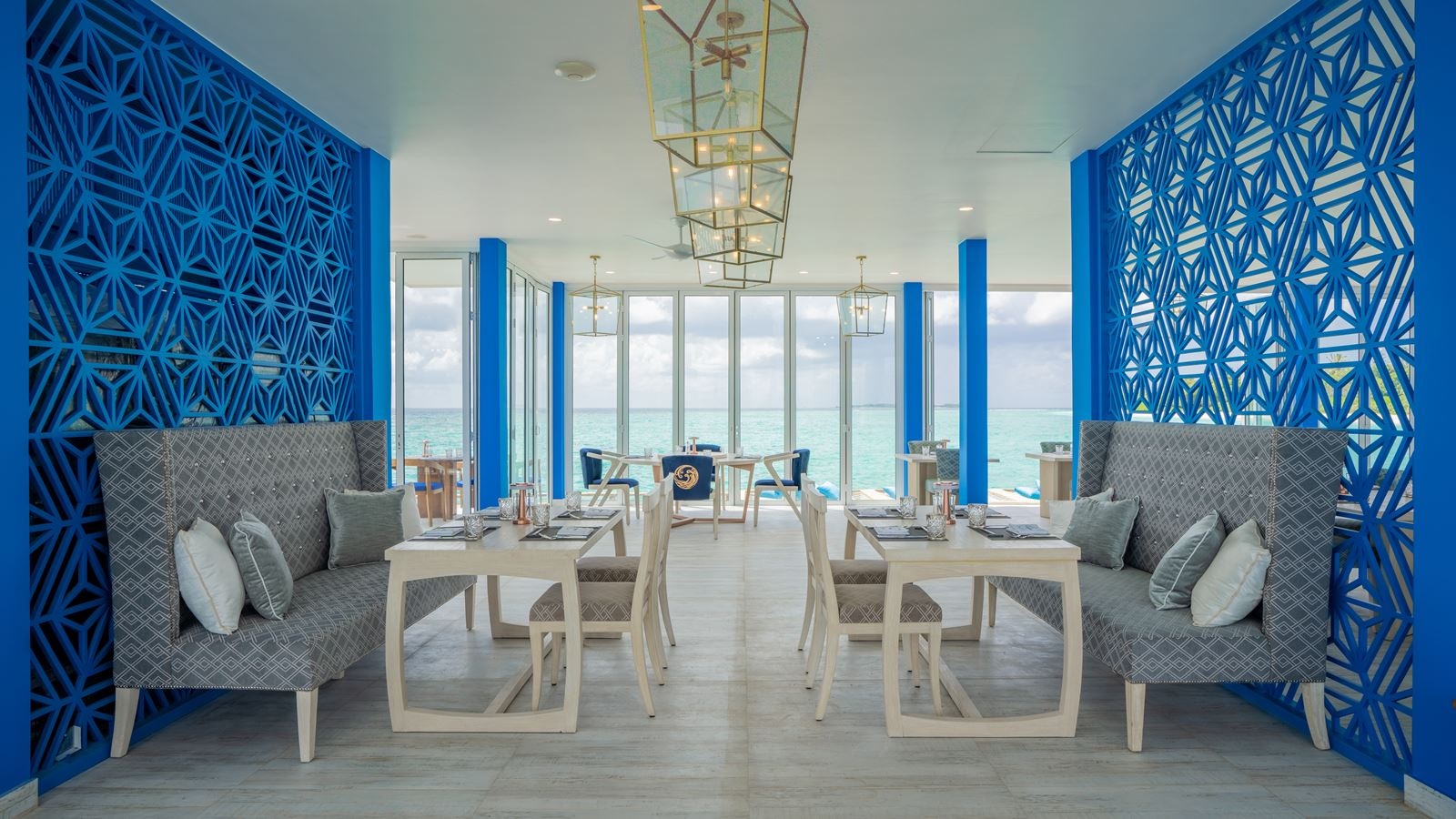 restaurants-the-waterfront