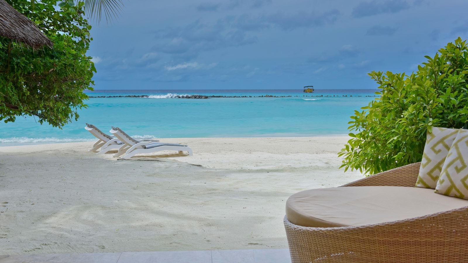 rooms-superior-beach