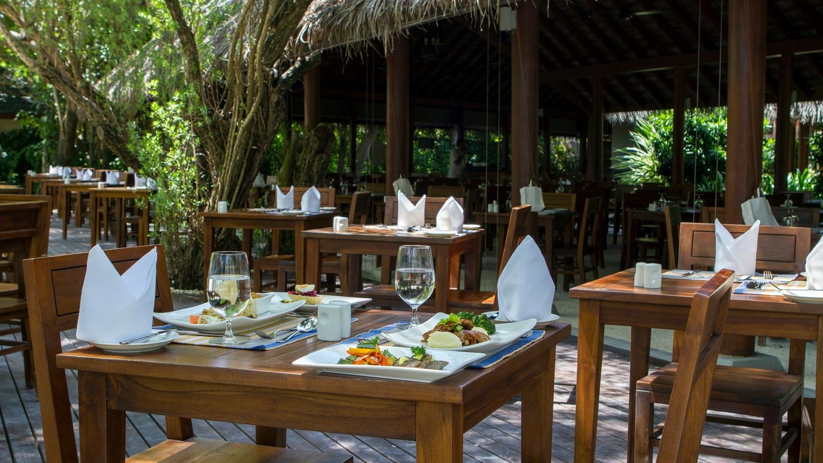 restaurants-samuga-restaurant