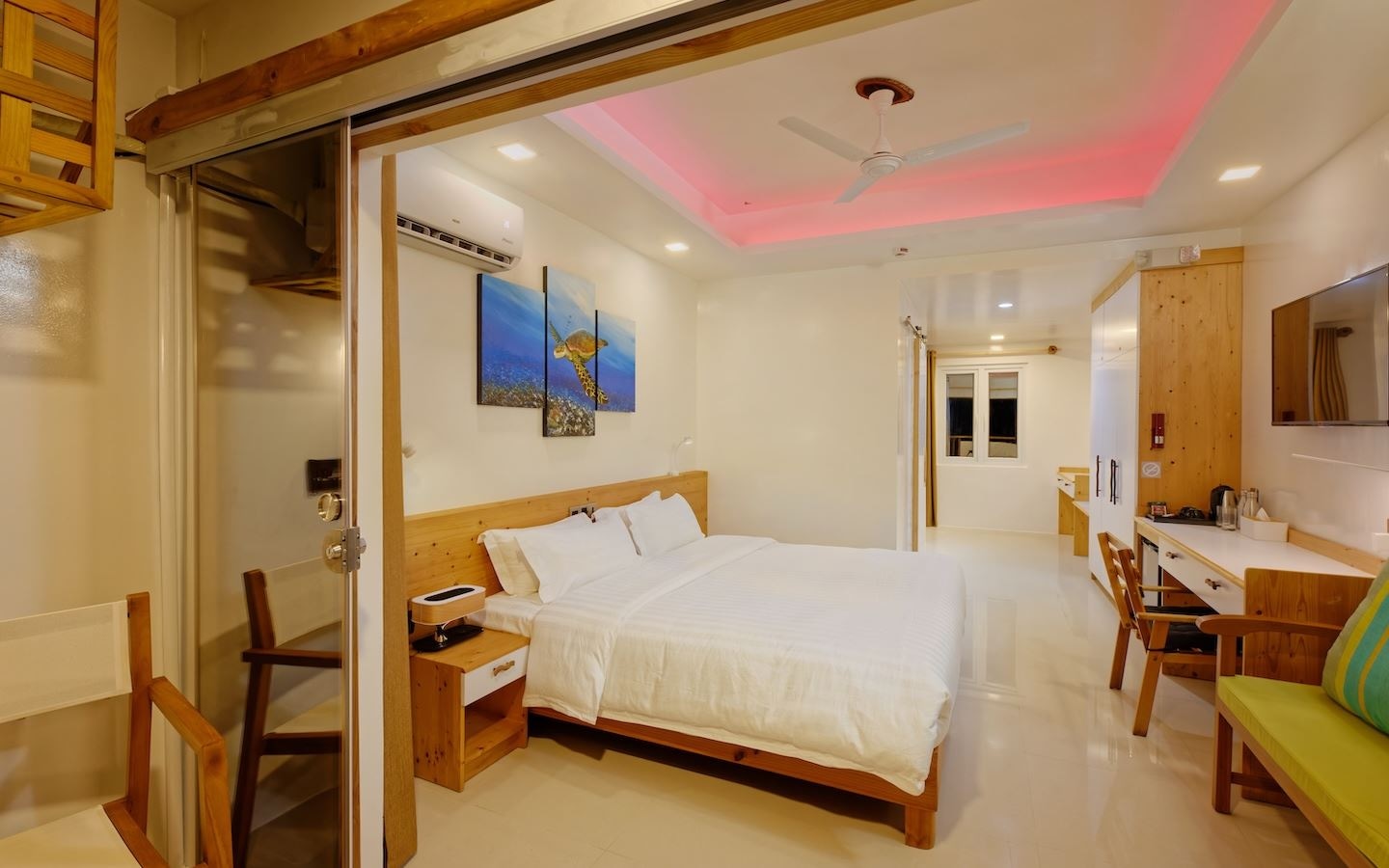 rooms-deluxe-superior