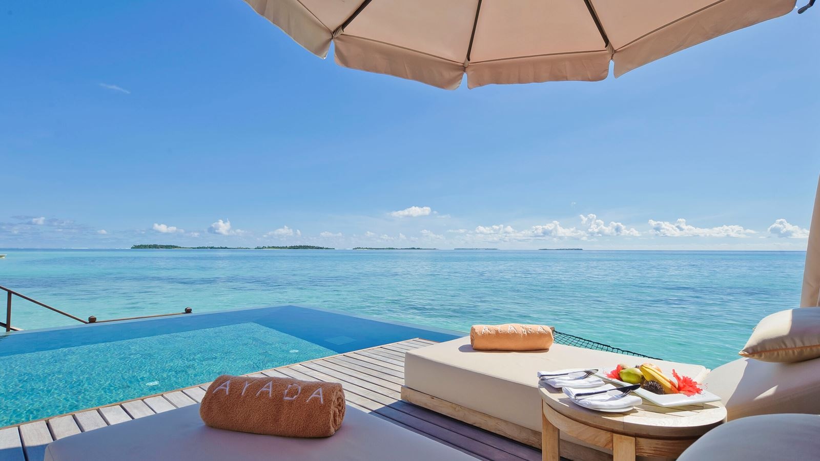 rooms-sunset-family-lagoon-suite-with-pool