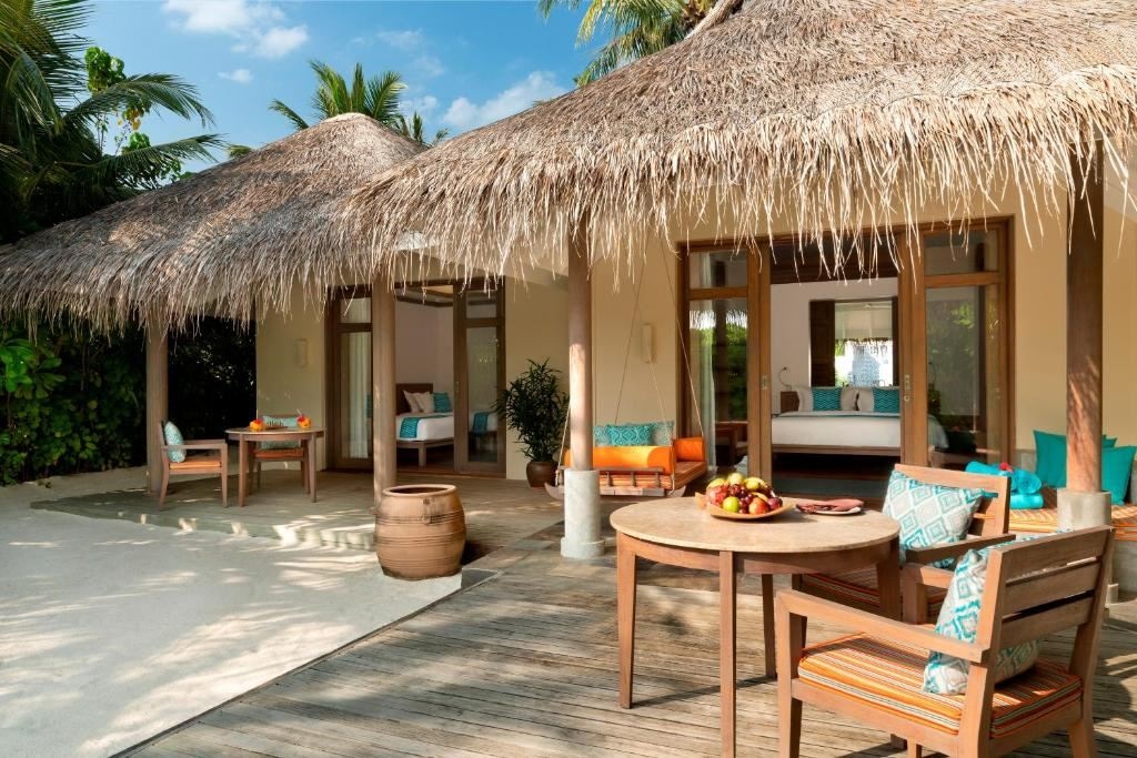 rooms-two-bedroom-family-beach-pool-villa