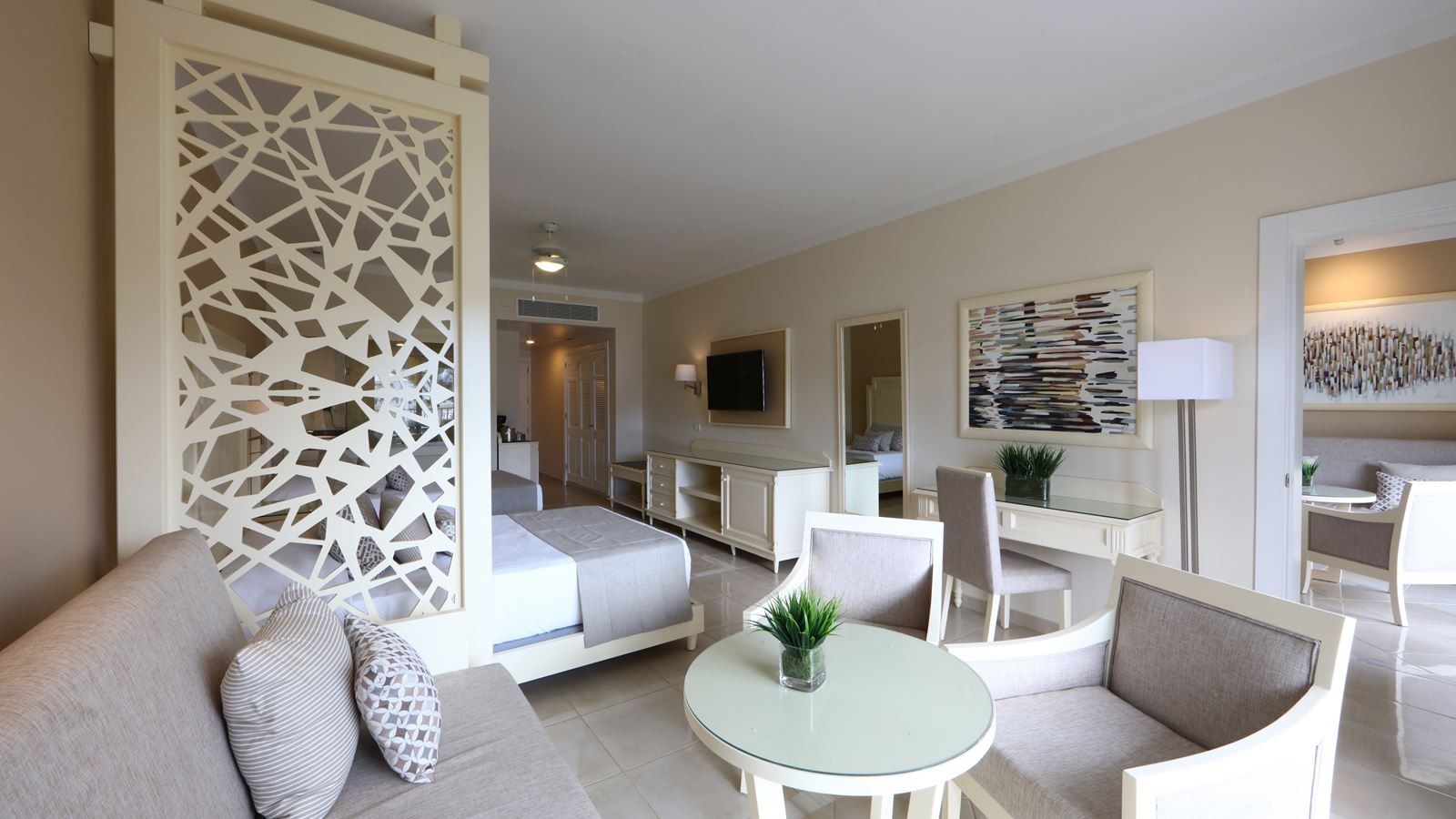 rooms-junior-suite-deluxe