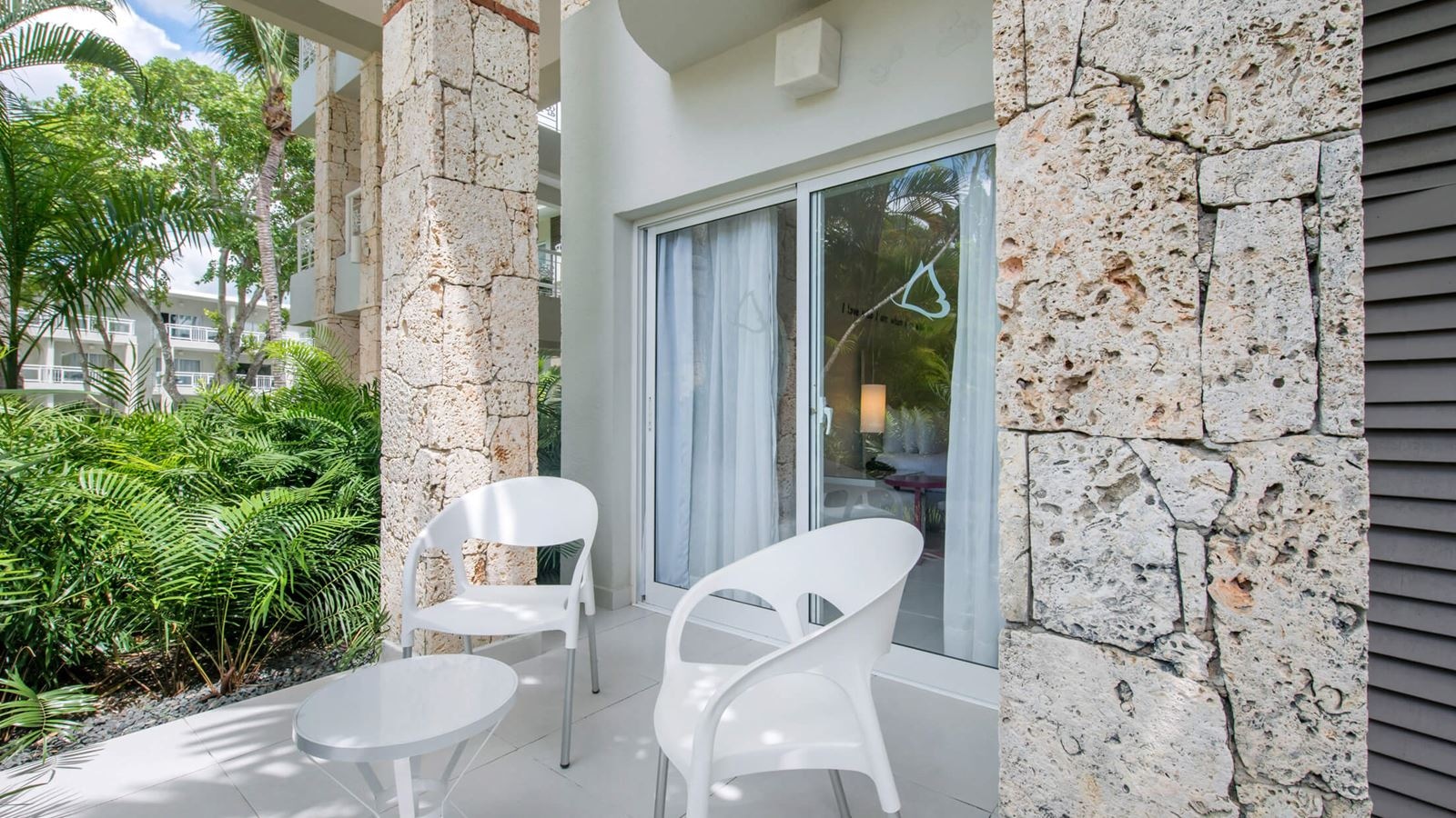 rooms-adults-only-room