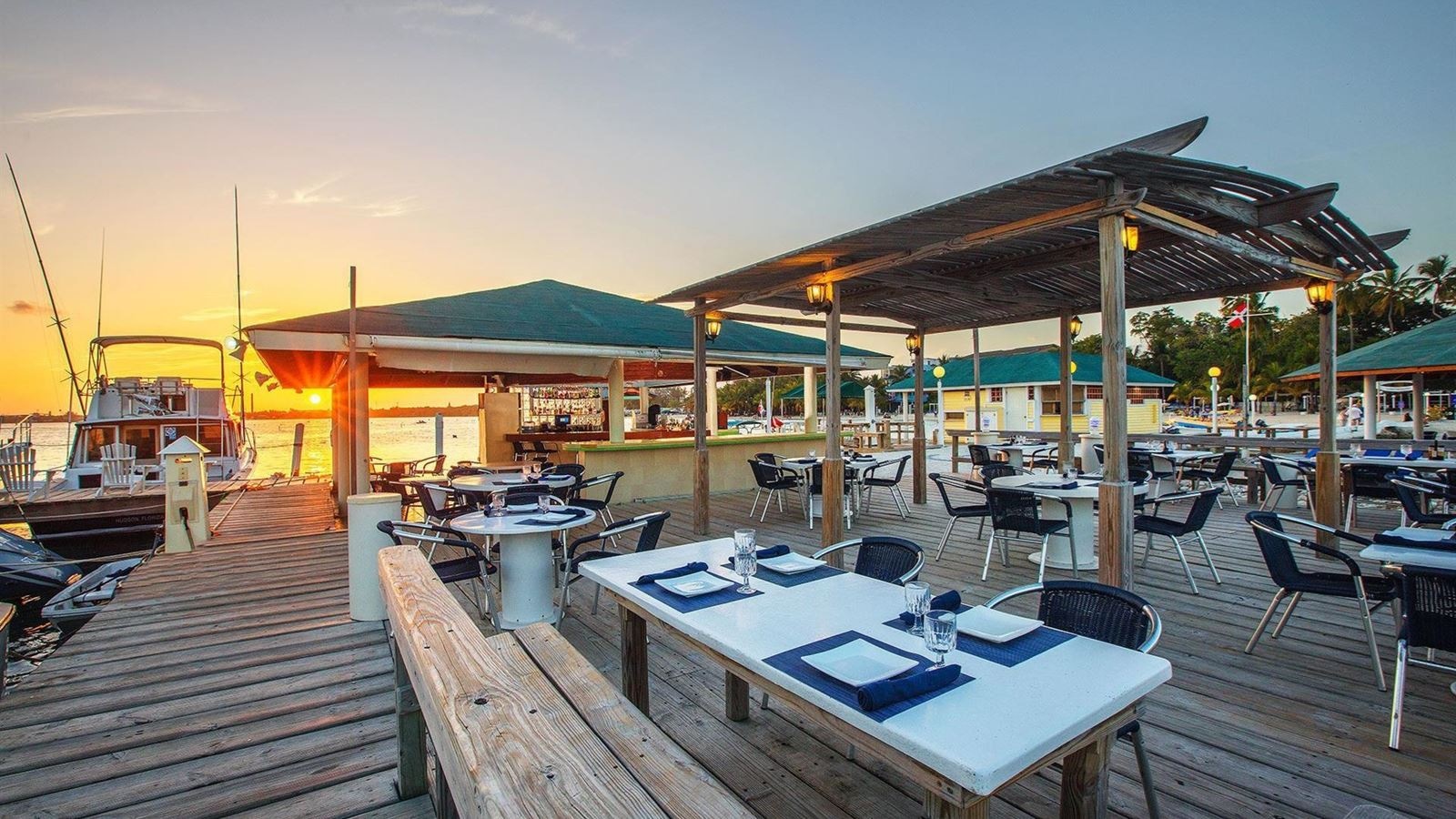 restaurants-marina-makey-restaurant