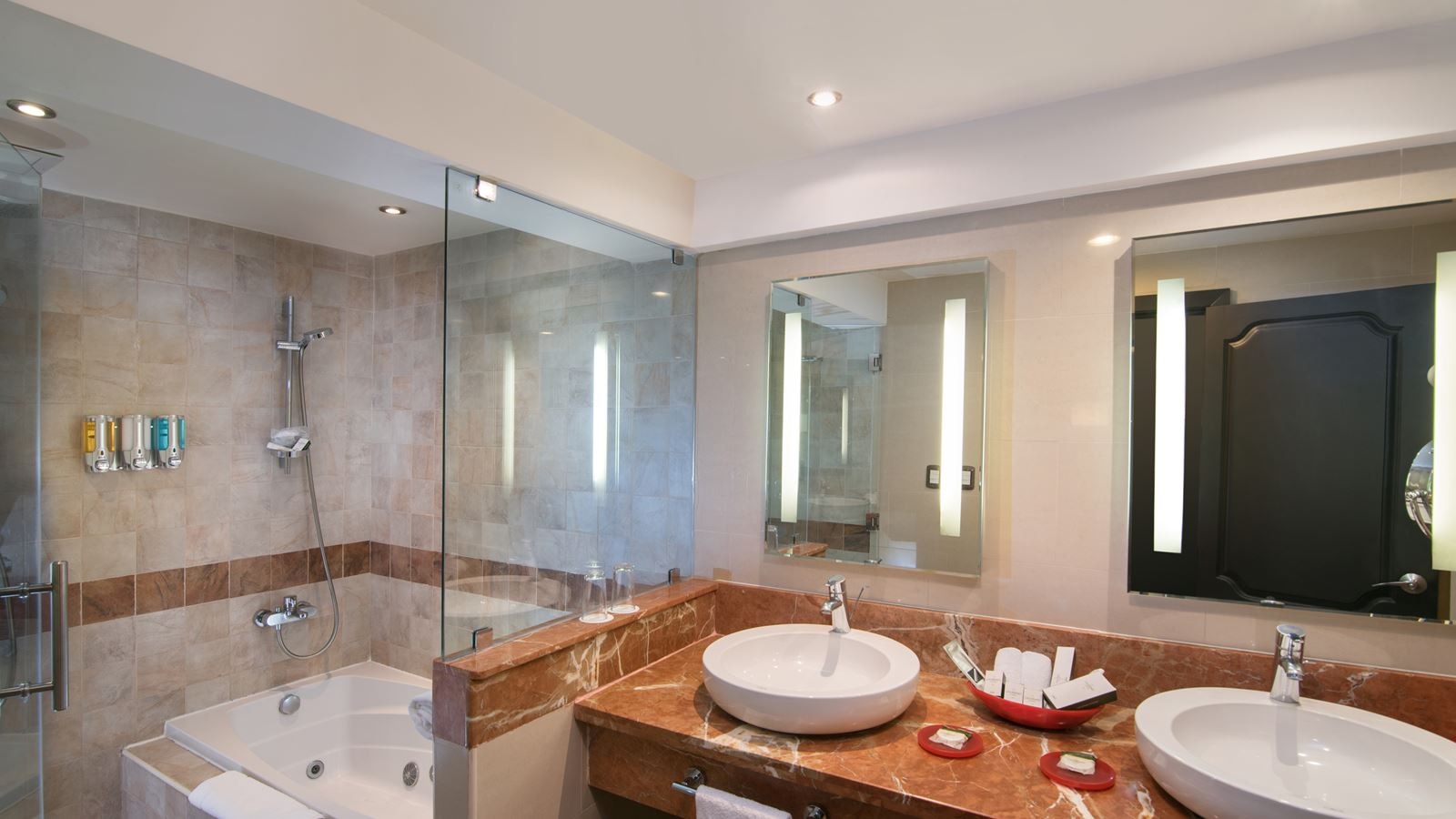 rooms-junior-suite-premium-level