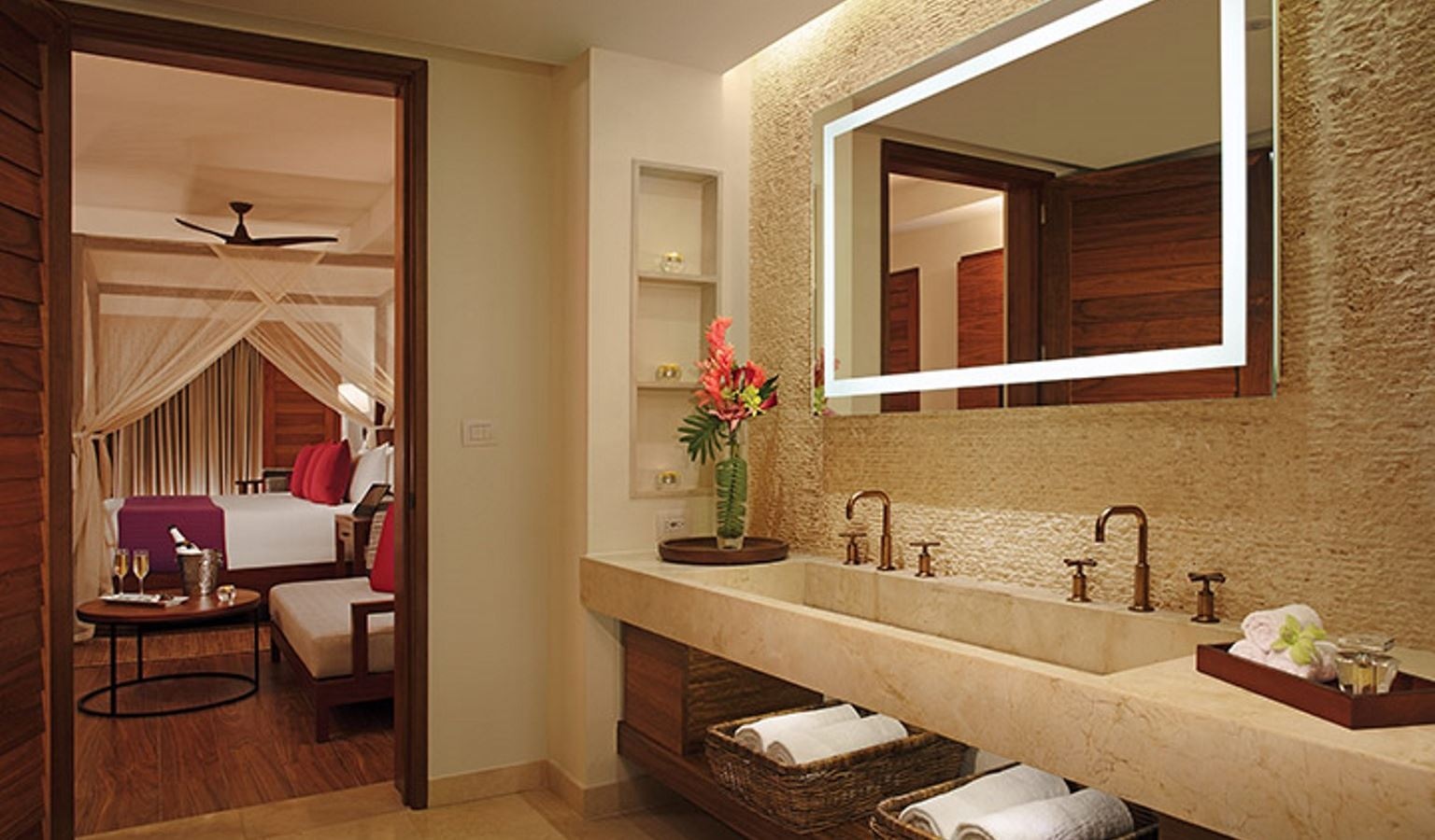 rooms-preferred-club-bungalow-suite-pool-view