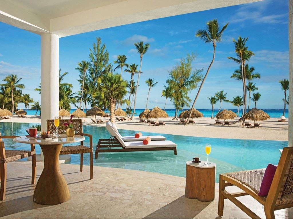 rooms-preferred-club-bungalow-suite-swim-out-ocean-front
