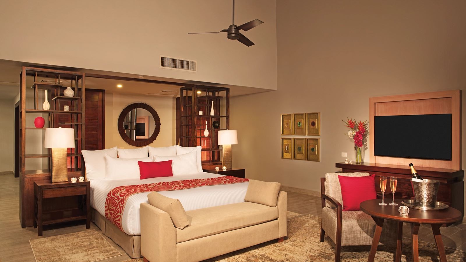 rooms-preferred-club-master-suite-swim-up