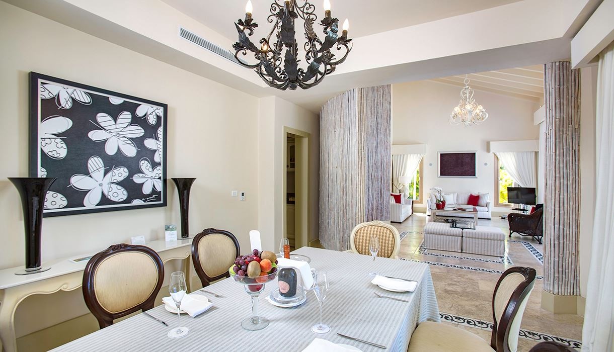 rooms-three-bedroom-royale-villa