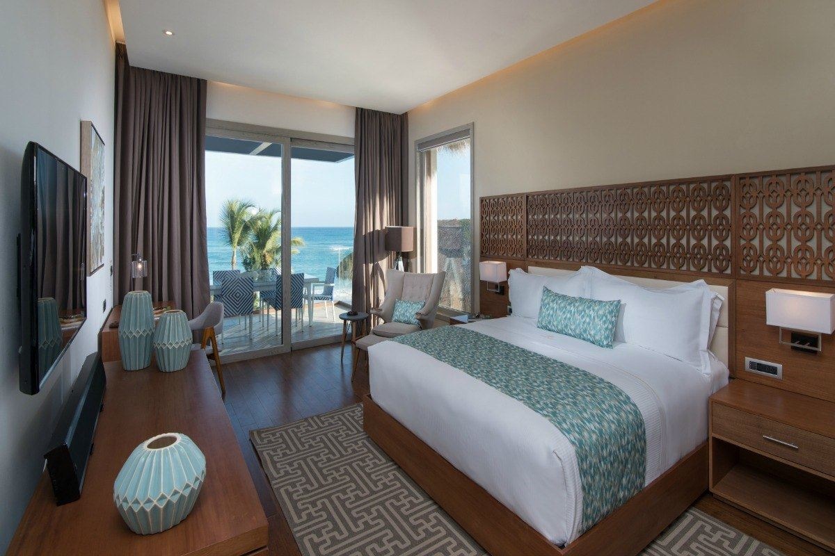 rooms-beachfront-two-bedroom-suite