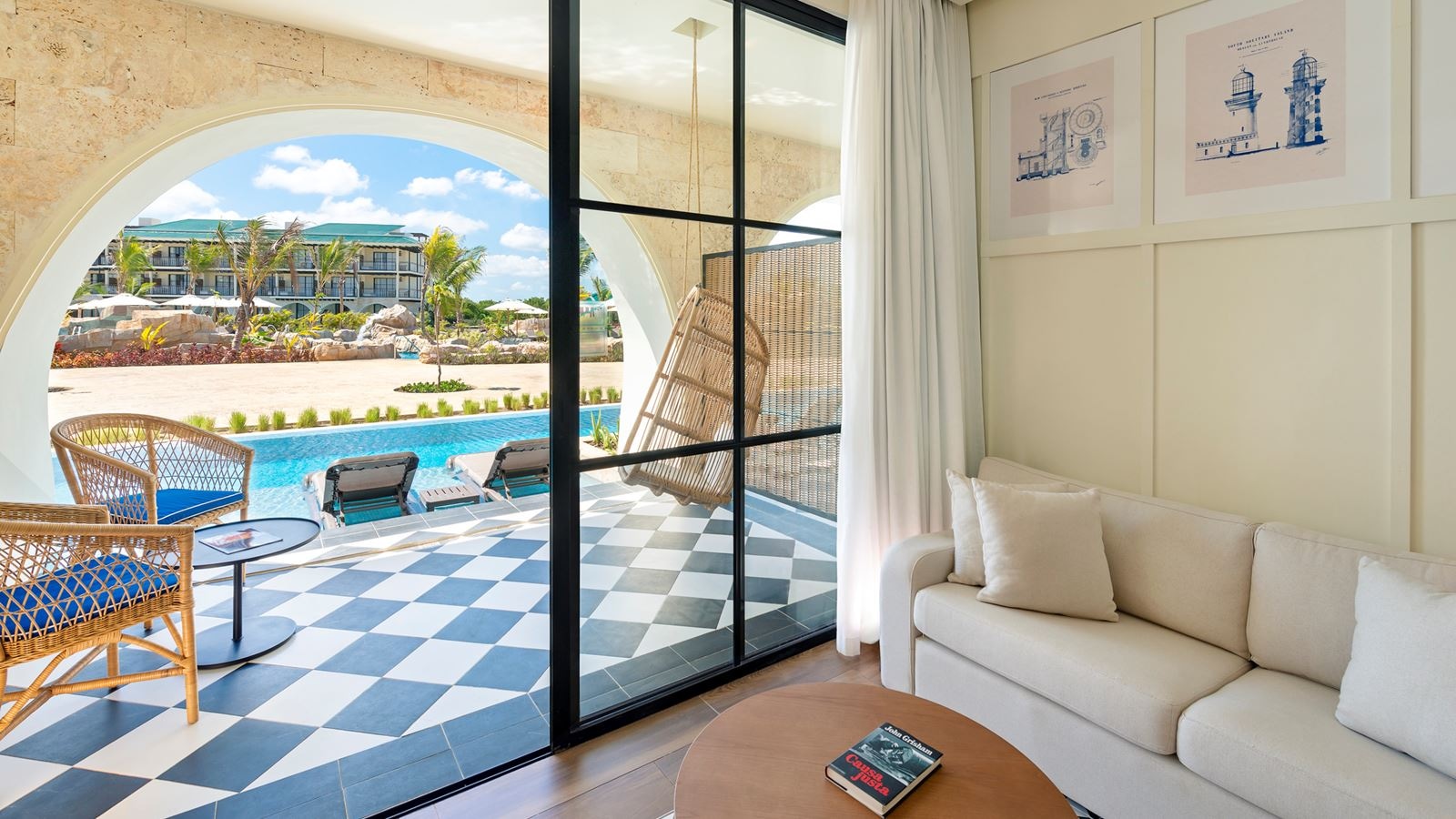 rooms-junior-suite-swim-up