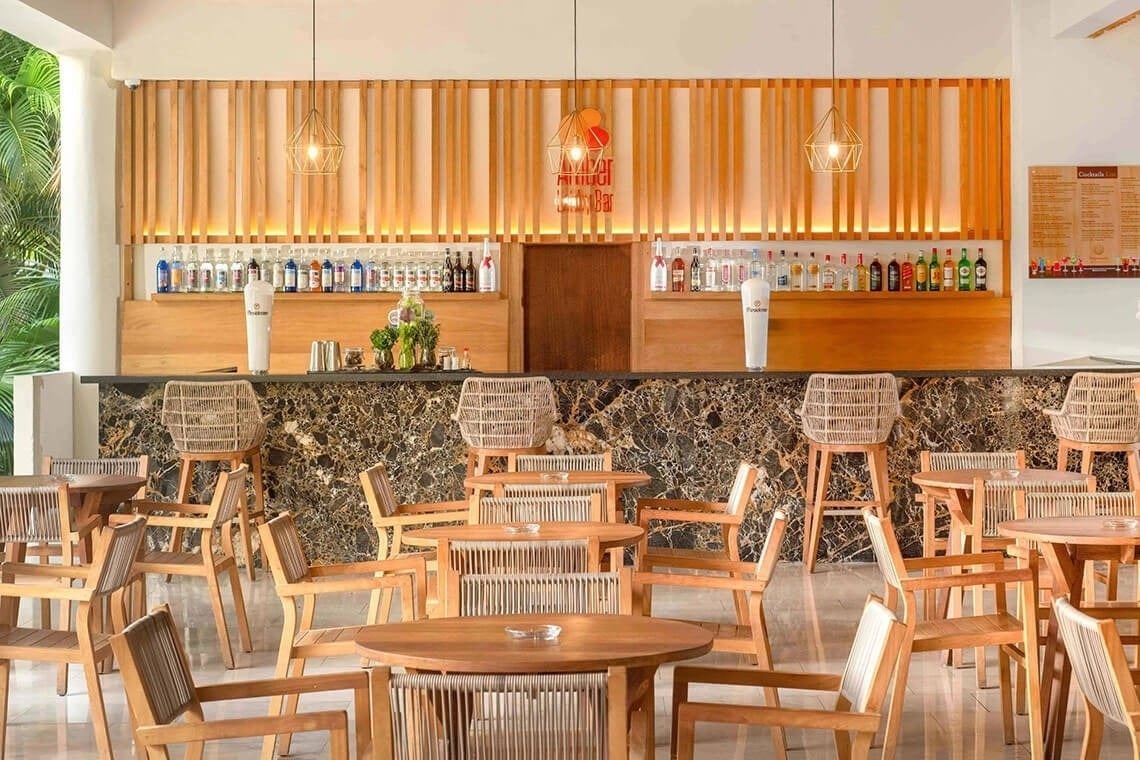 bars-amber-lobby-bar