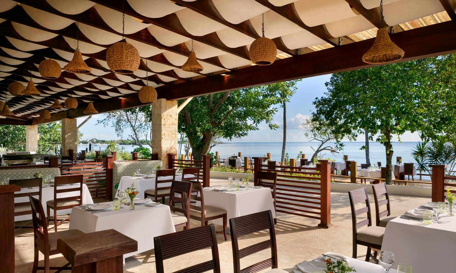 restaurants-the-grill