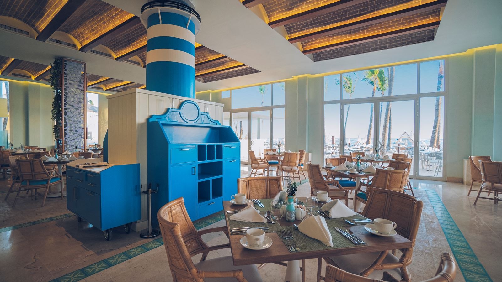 restaurants-restaurant-buffet