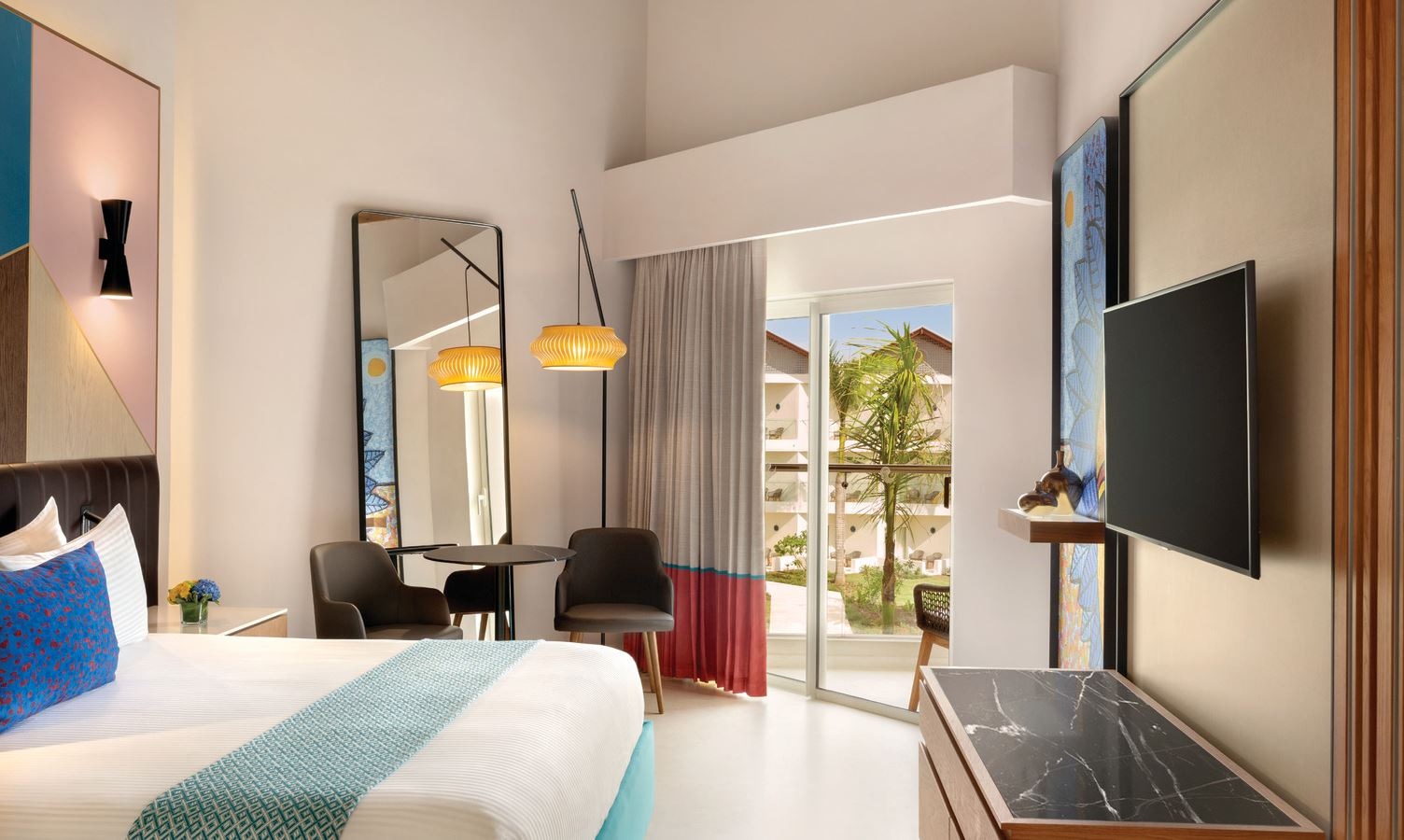 rooms-premium-garden-view-1-king