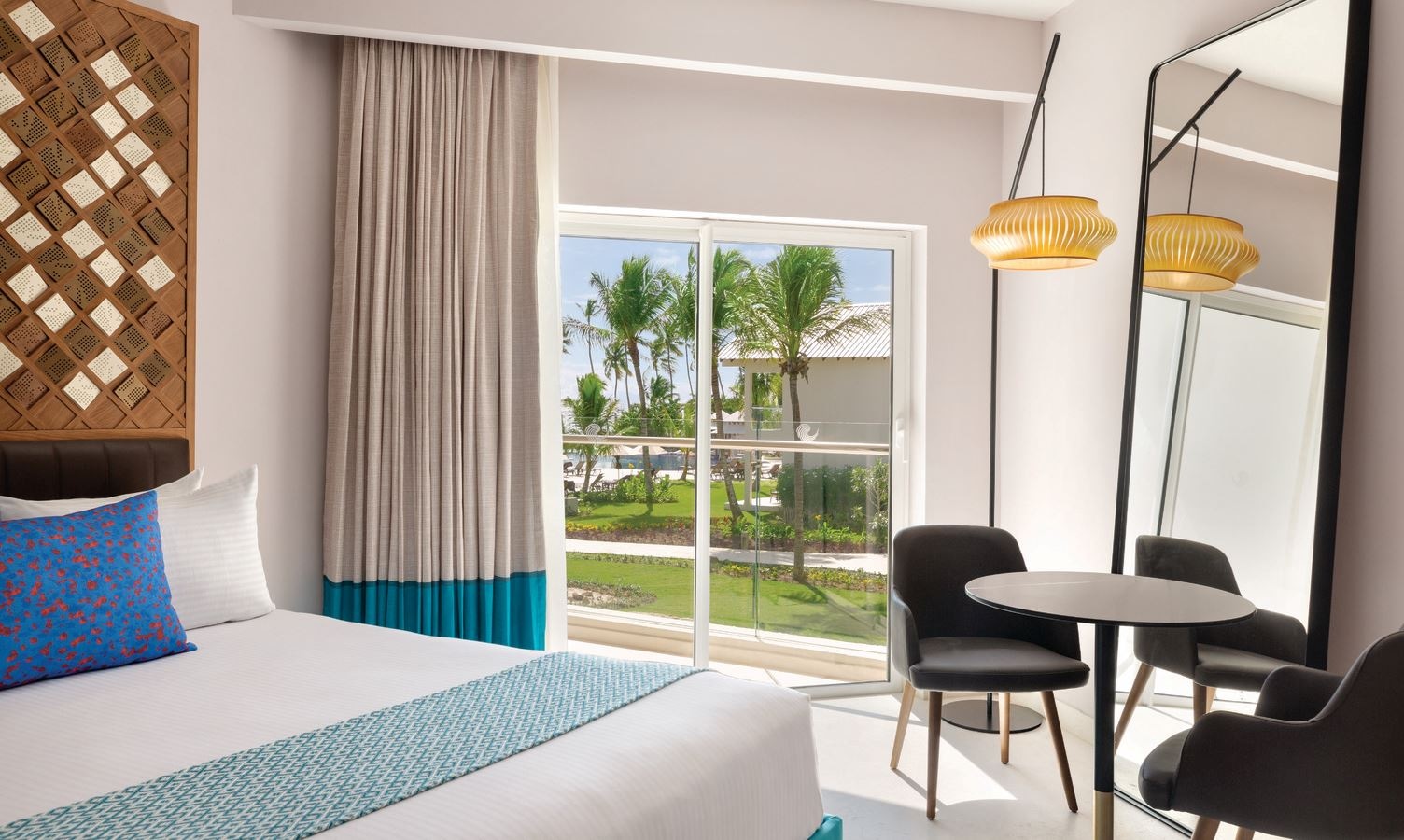 rooms-preferred-club-partial-ocean-view