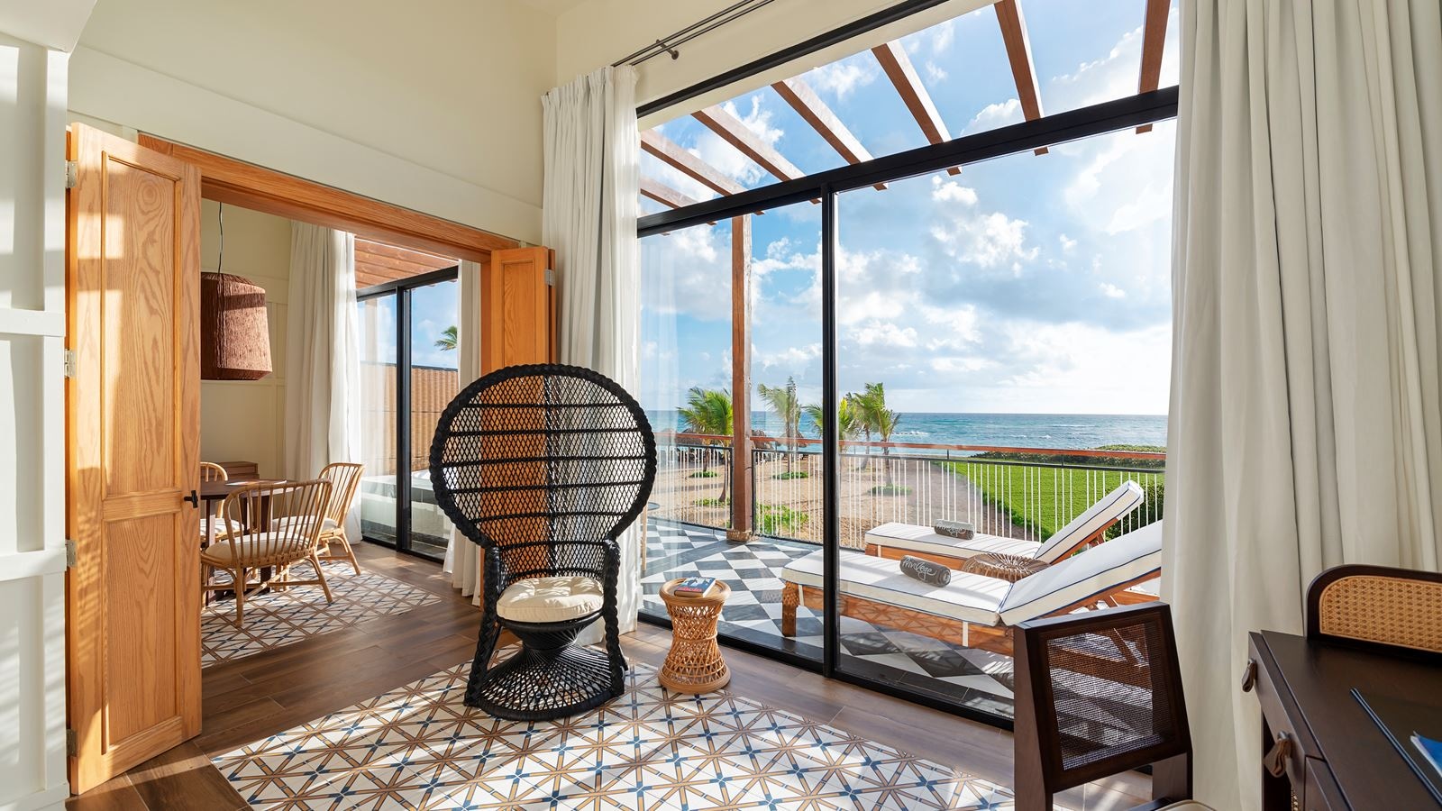 rooms-royal-master-suite-ocean-view