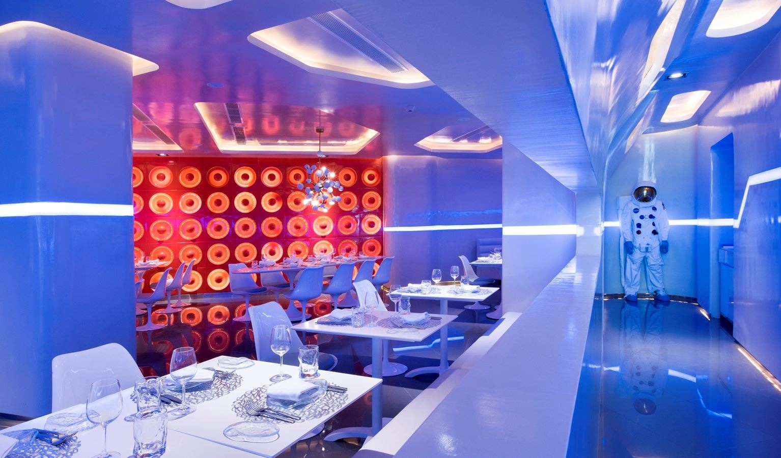 restaurants-spacewalker