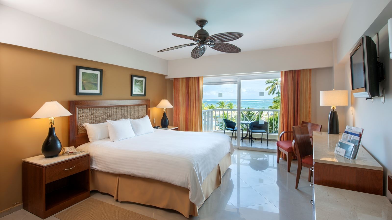 rooms-superior-room-ocean-front