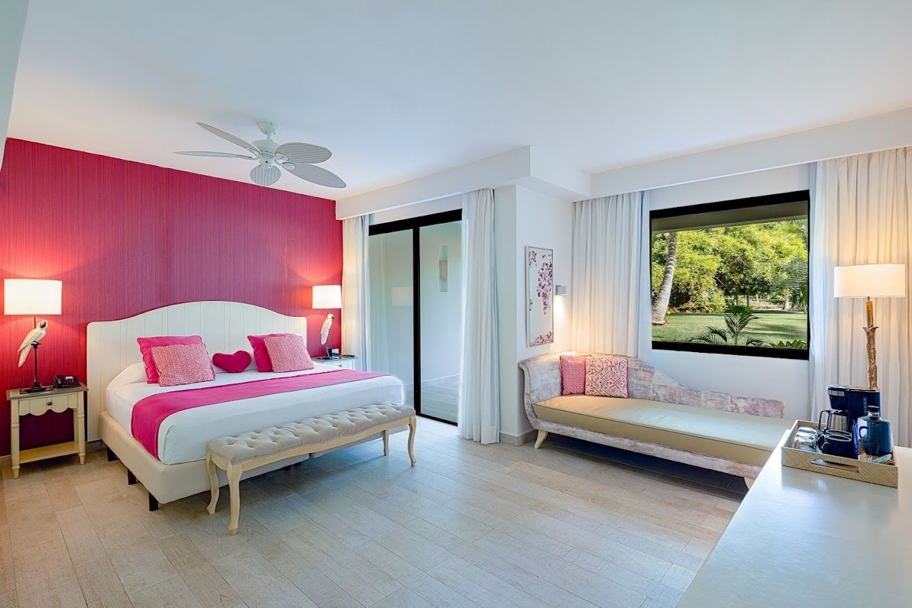 rooms-privileged-romance-deluxe-junior-suite