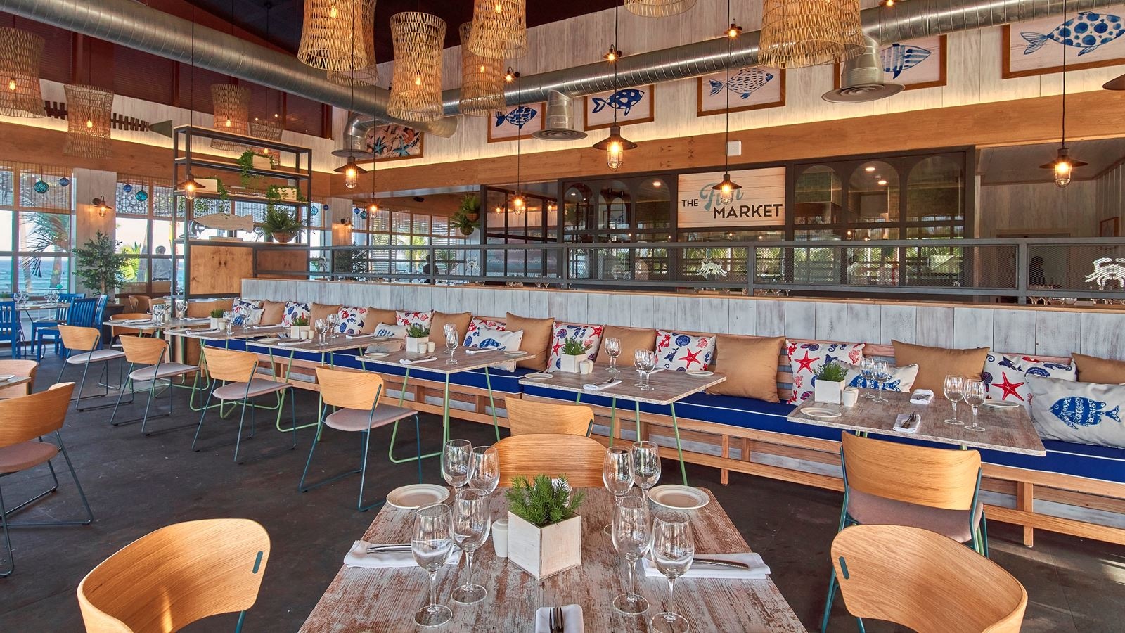 restaurants-the-fish-market-restaurant-+18