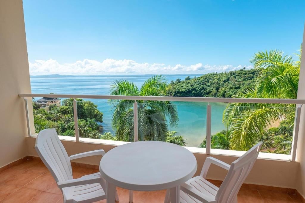 rooms-doble-deluxe-seaview