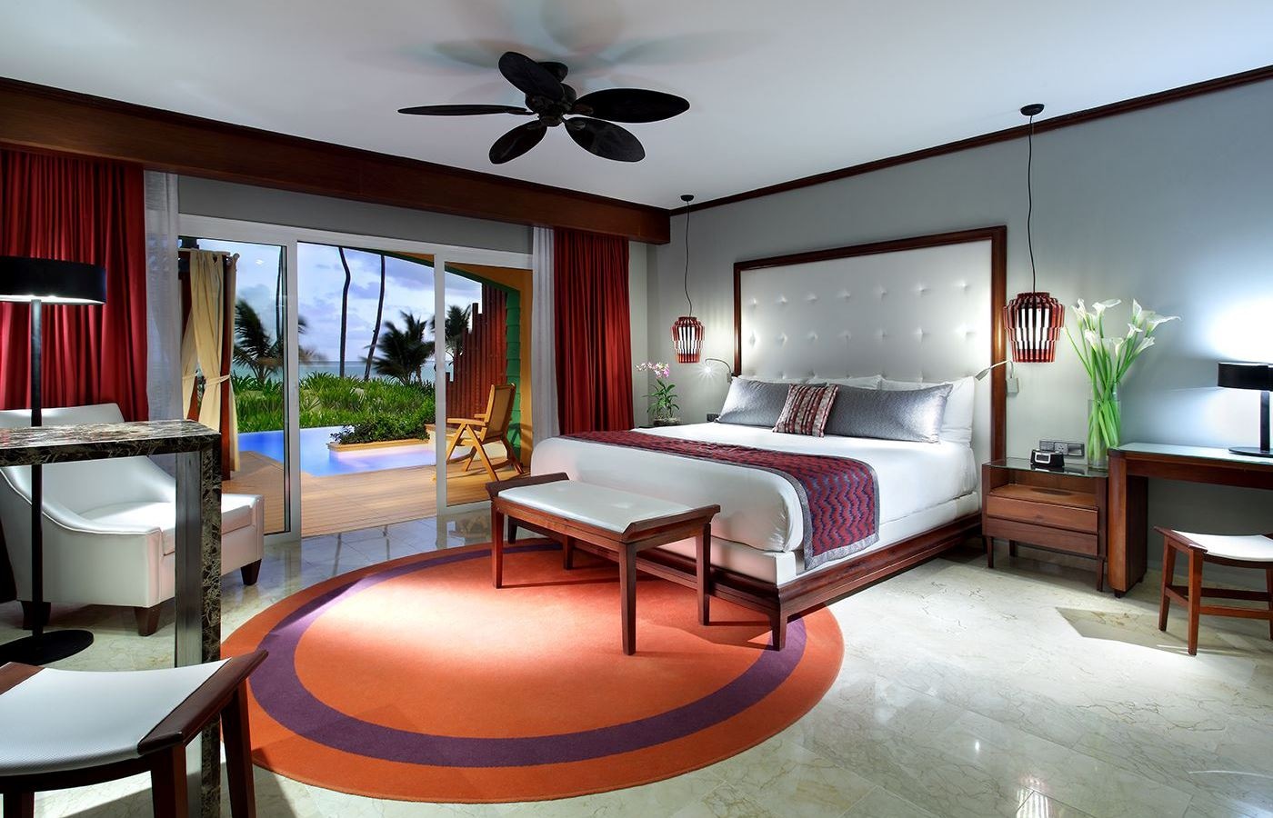 rooms-junior-suite-swim-up-ocean-view