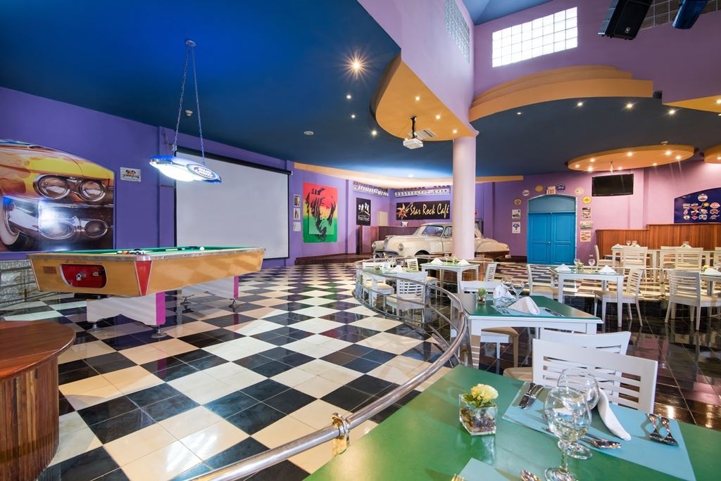 restaurants-restaurants