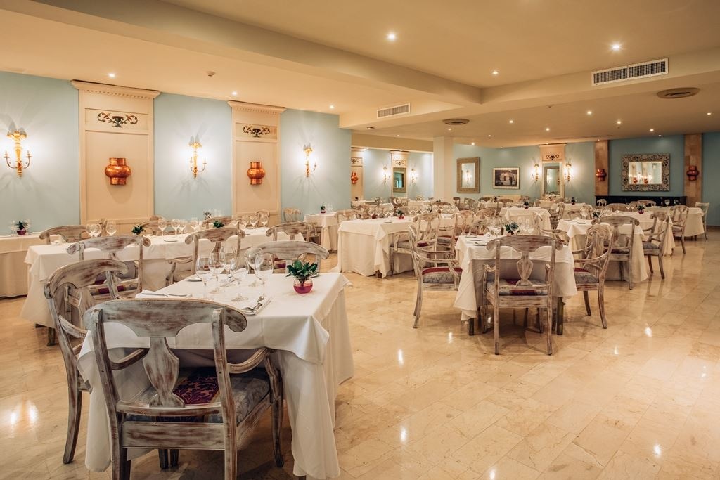 restaurants-restaurants