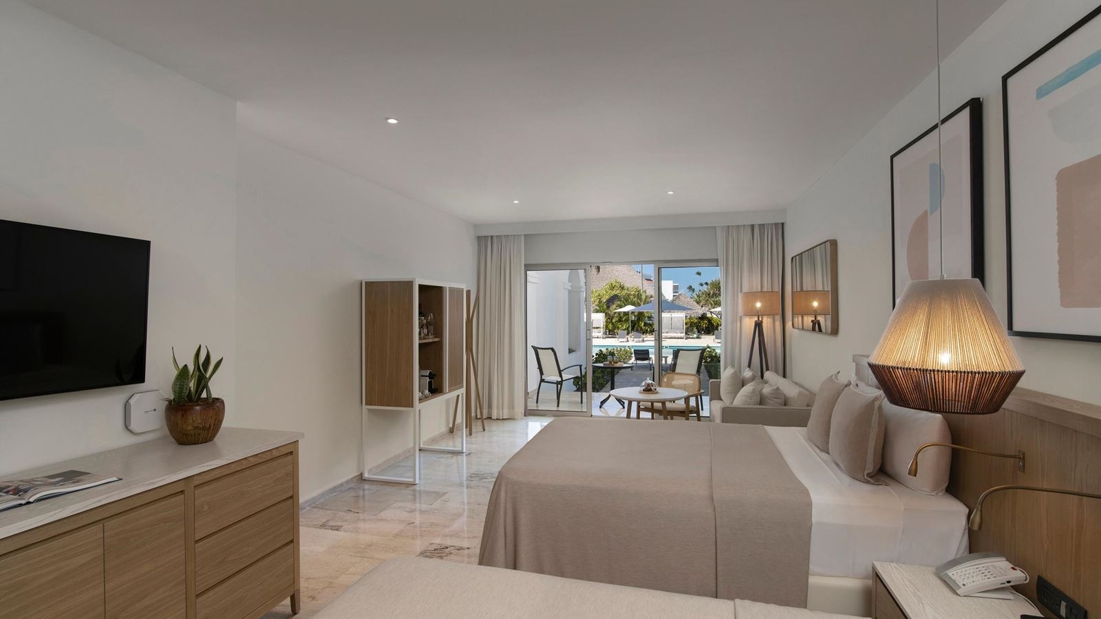 rooms-the-reserve-adults-only-junior-suite-swim-up