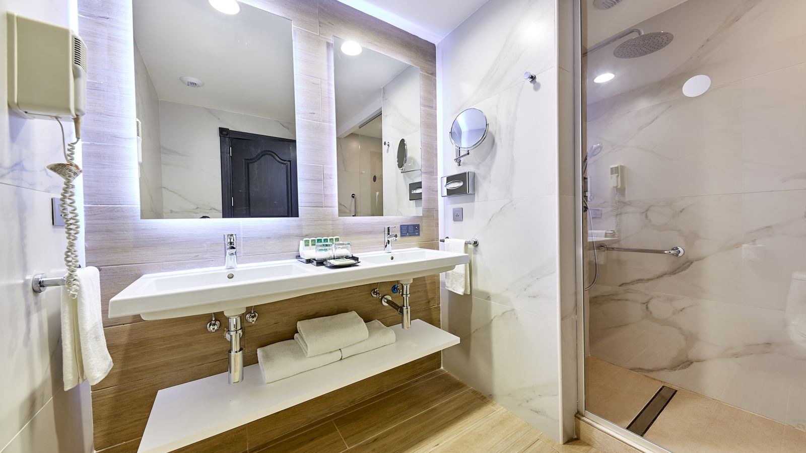 rooms-junior-suite-standard