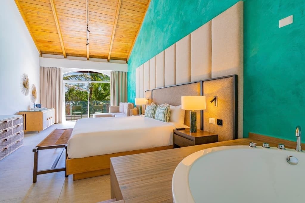 rooms-honeymoon-suite