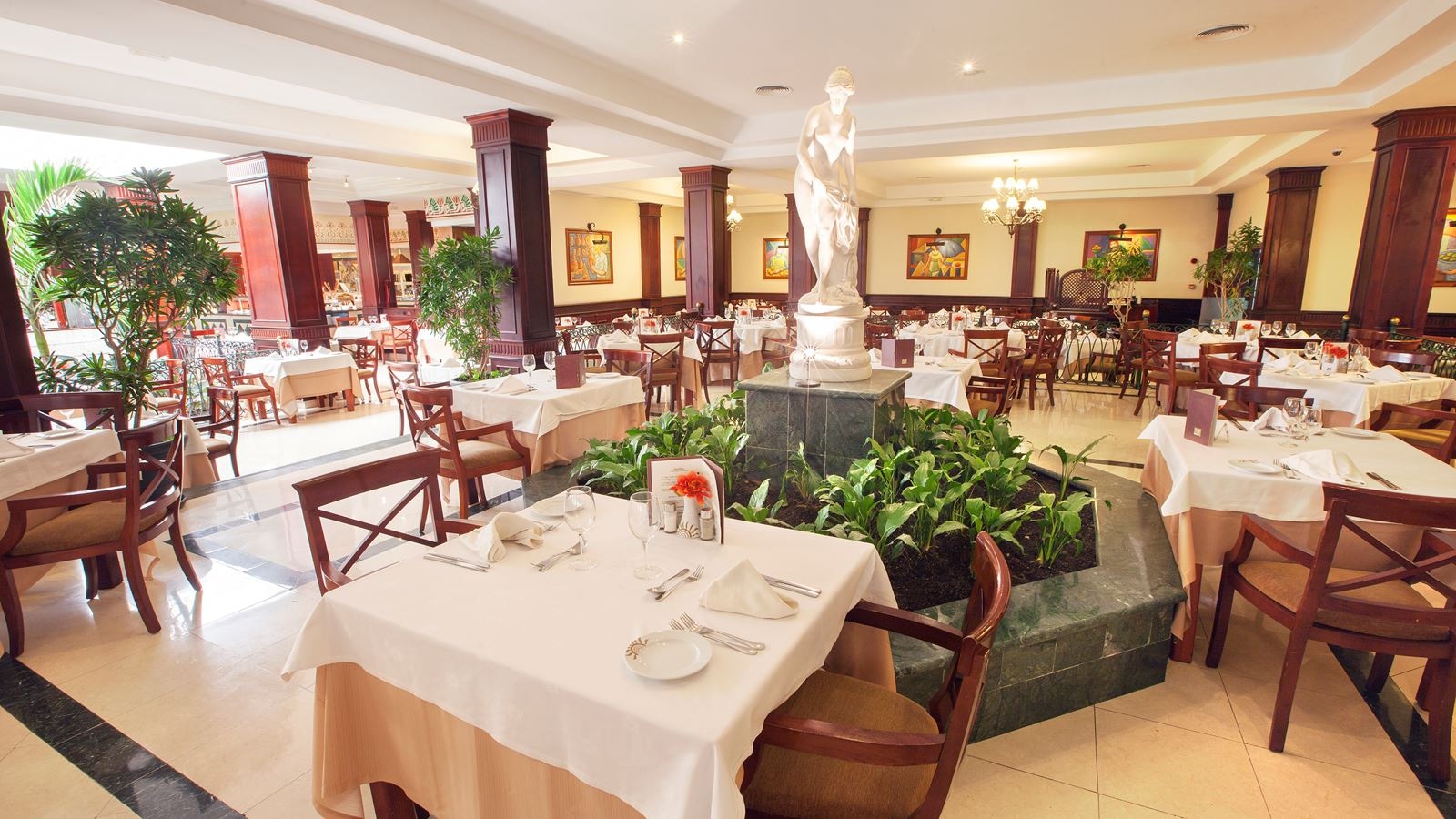 restaurants-main-restaurant